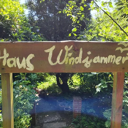 Haus Windjammer 5 Apartamento Böhl